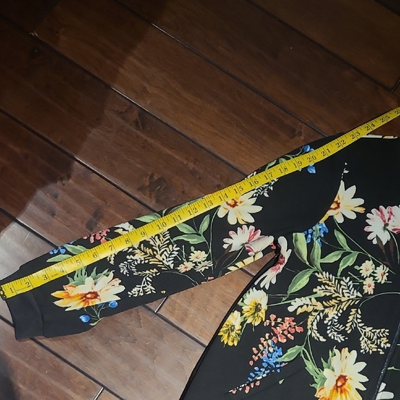 Torrid Multicolor Floral Bomber Jacket - Picture 5 of 7